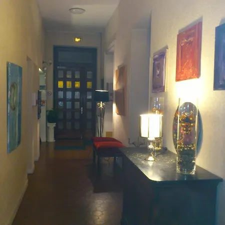 Le Rodin Hotel 2*